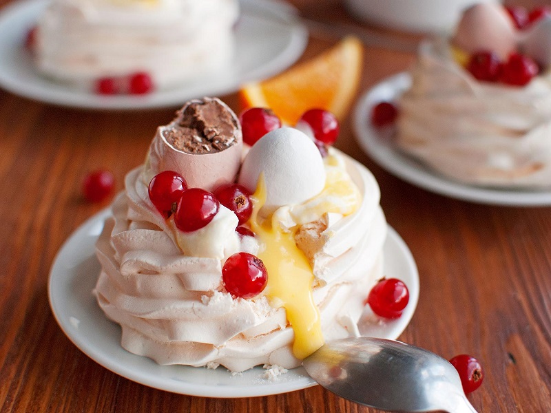 Seven tricks to make your dessert more light