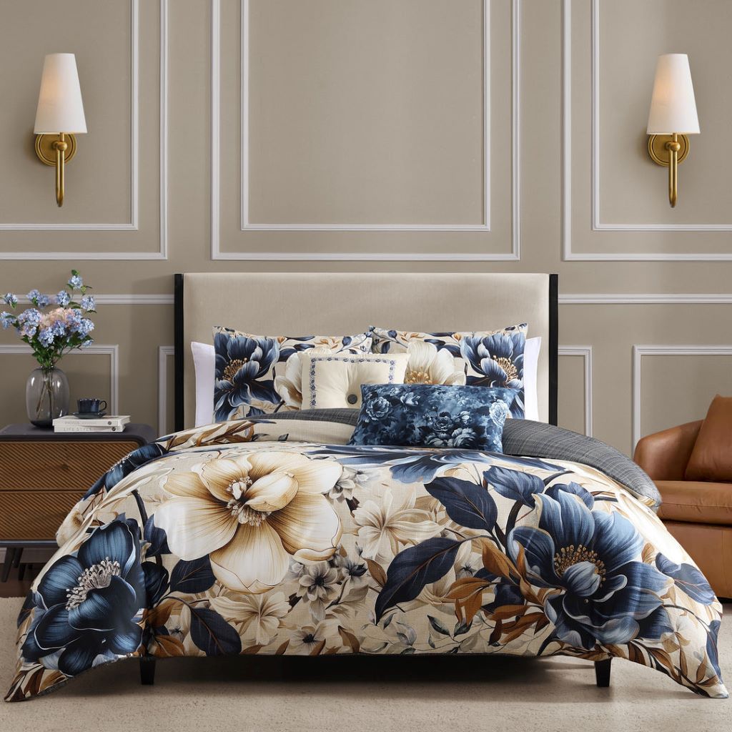 Premium queen bedding set offering hotel-quality comfort at an affordable price.